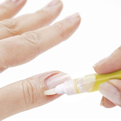 Cuticle Revitalizer Oil Pen – Nourishing Brush-on Nail Care in Fruity Scents